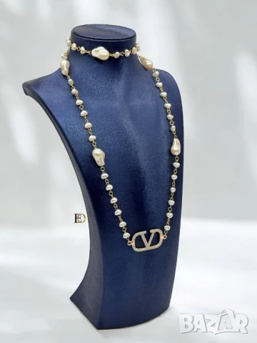 колие chanel  valentino garavani , снимка 3 - Колиета, медальони, синджири - 50684322