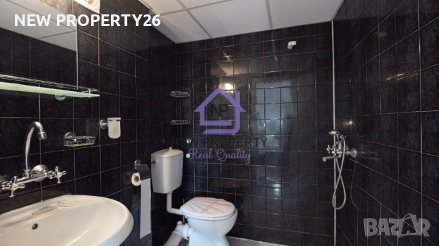 Представяме ви уникален имот за продажба – работещ хотел + самостоятелна къща и два гаража в Созопол, снимка 7 - Хотели - 52955005