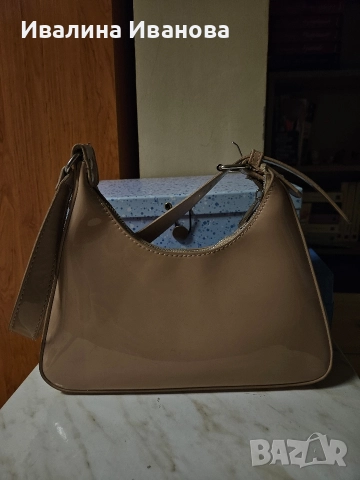 Дамски чанти, снимка 13 - Чанти - 52684887