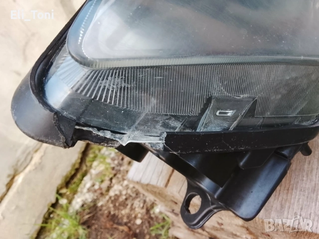 Десен фар за Шкода Фабия 3, снимка 7 - Части - 53739915