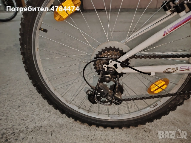 Велосипед 24 ', за момичета, снимка 3 - Велосипеди - 54053980