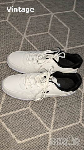 Нови бели маратонки, снимка 2 - Маратонки - 53058870