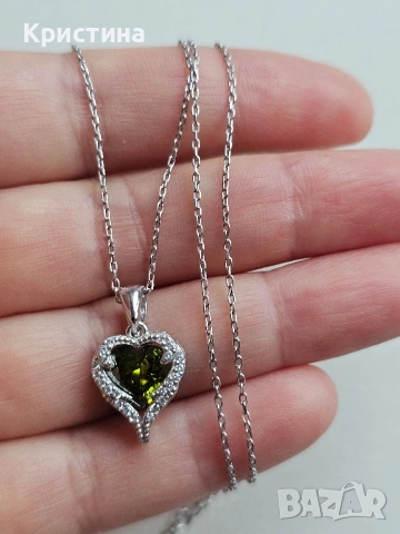 Красиво сребърно колие