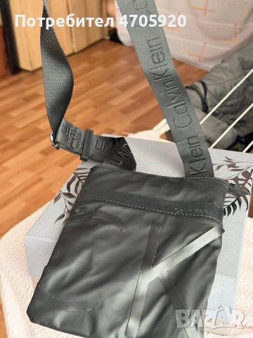 Чанта Calvin Klein, снимка 5 - Чанти - 53524783
