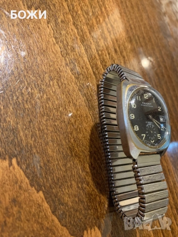 Swiss Vintage Mechanical Watch FAVORIT – 17 Jewels, Incabloc, снимка 2 - Колекции - 53562980