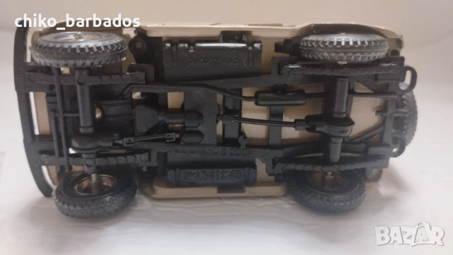 Съветски Модел 1/43, снимка 8 - Колекции - 53754156