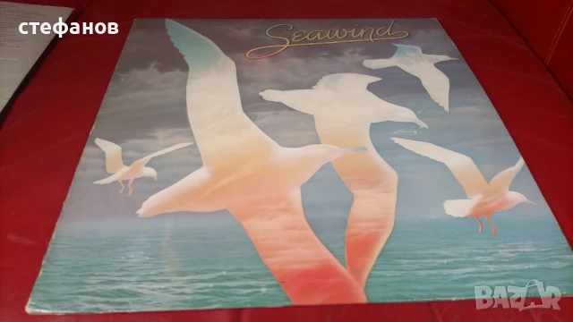 Дългосвиреща грамофонна плоча на SEAWIND, А&М 