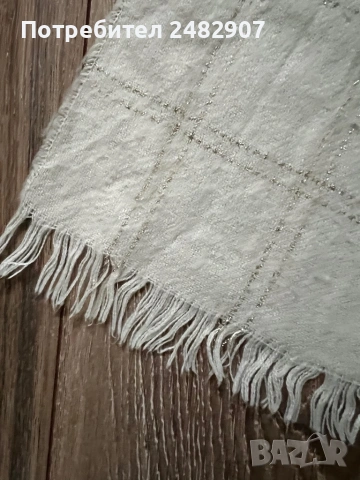 Дамски шал, снимка 5 - Шалове - 54087670