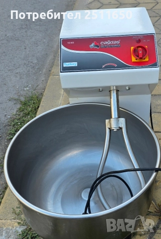 Продавам Тестобъркалка 