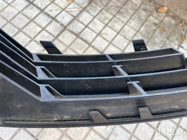 Лява решетка предна броня с Халоген Passat B6 3C0853665A, снимка 3 - Части - 51798458