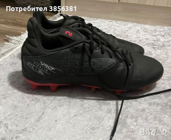 Обувки за футбол VIRALTO I FG, черно/червено, снимка 1 - Футбол - 46408429
