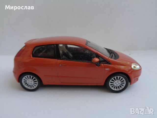  1:43 Motorama FIAT Grande Punto ИГРАЧКА КОЛИЧКА МОДЕЛ, снимка 3 - Колекции - 46724699