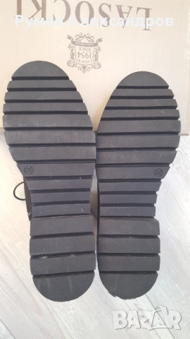 Черни дамски кожени боти Lasocki размер 38 от набук, снимка 11 - Дамски боти - 52111355