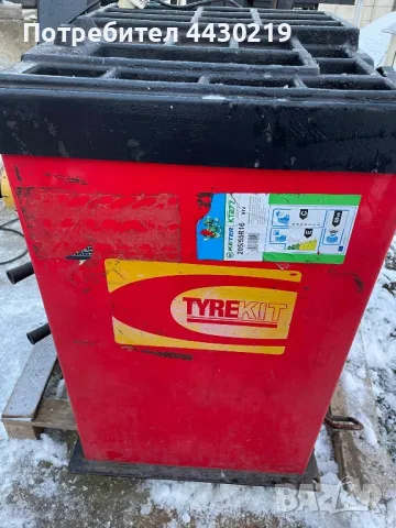 Продавам машина за баланс на гуми , снимка 3 - Вулканизатор, баланс на гуми - 49740147