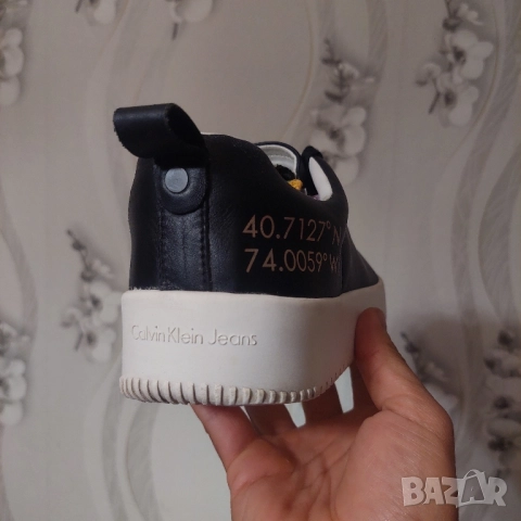 Calvin Klein номер 43 кожени сникърси / маратонки / обувки , снимка 9 - Маратонки - 51883768