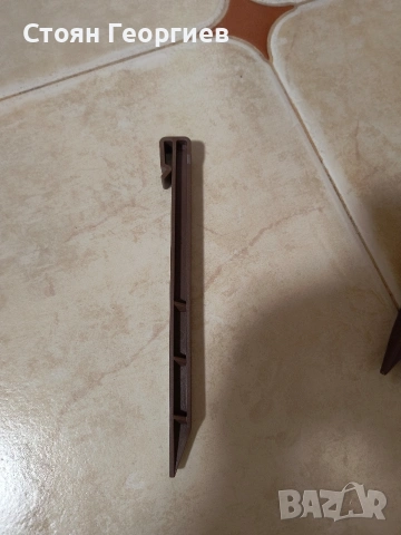 20броя пластмасови градински колчета 24см за 10лв, снимка 2 - Други стоки за дома - 53599491