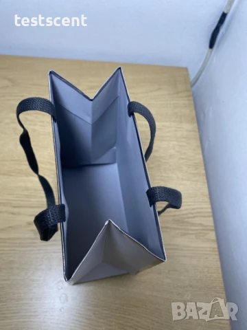 Автентична бутикова Tom Ford подаръчна торба 19.5cm-17cm-8cm, снимка 5 - Други - 51161003