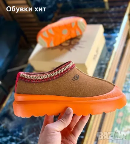 Ugg, снимка 1 - Дамски ботуши - 48110443