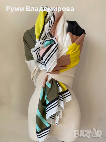 Голям, квадратен, тънък шал Moods of Norway/ HM и други, снимка 8 - Шалове - 46964791