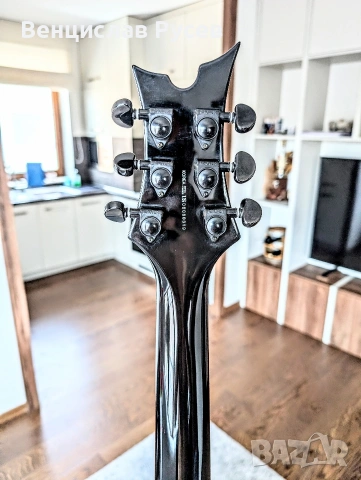 Dean Vendetta 3.0 Neck Thru, 2006, Korea, снимка 8 - Китари - 53556171