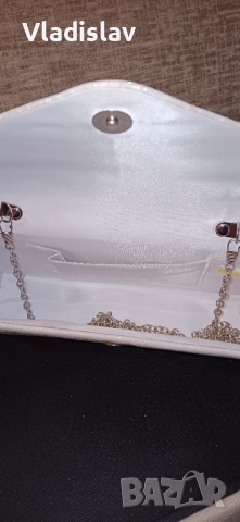Бял клъч Larcenciel, чанта с брокат, снимка 4 - Чанти - 52160136