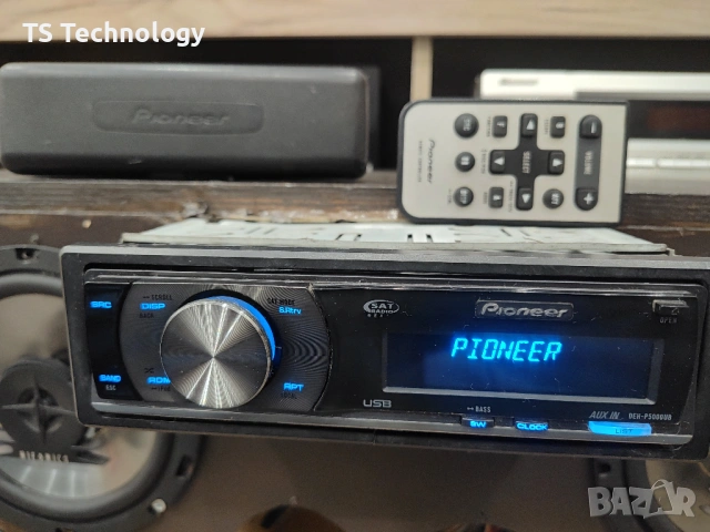 Pioneer DEH-P5000UB USB / AuX / CD / MP3