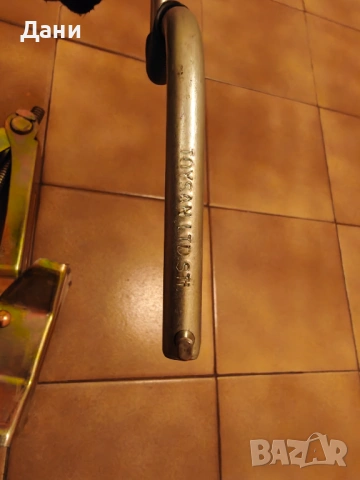 Механичен винтов крик (тип „ножица“) GEPAS, снимка 7 - Аксесоари и консумативи - 54297413