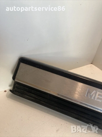 Стъпало за влизане предна дясна страна за Mercedes W140 S300Td (1996) 1406800535, снимка 3 - Части - 54181462
