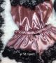 Елегантна дамска пижама – топ, къси панталонки и сатениран аксесоар , снимка 2