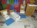 Дървена къща за кукли с мебели, снимка 3