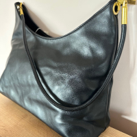 Черна дамска чанта с две дръжки, снимка 2 - Чанти - 45004260