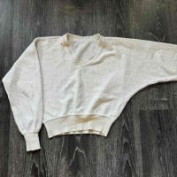 Женски пуловер , снимка 1 - Блузи с дълъг ръкав и пуловери - 45464522