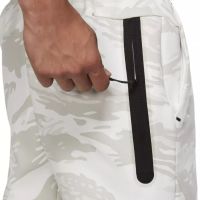 Мъжко долнище Nike Tech Fleece Summit White - размер XS, снимка 5 - Спортни дрехи, екипи - 45880401