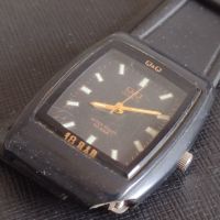 Дамски часовник Q/Q QUARTZ 10 BAR много красив стилен дизайн 44909, снимка 5 - Дамски - 45381893