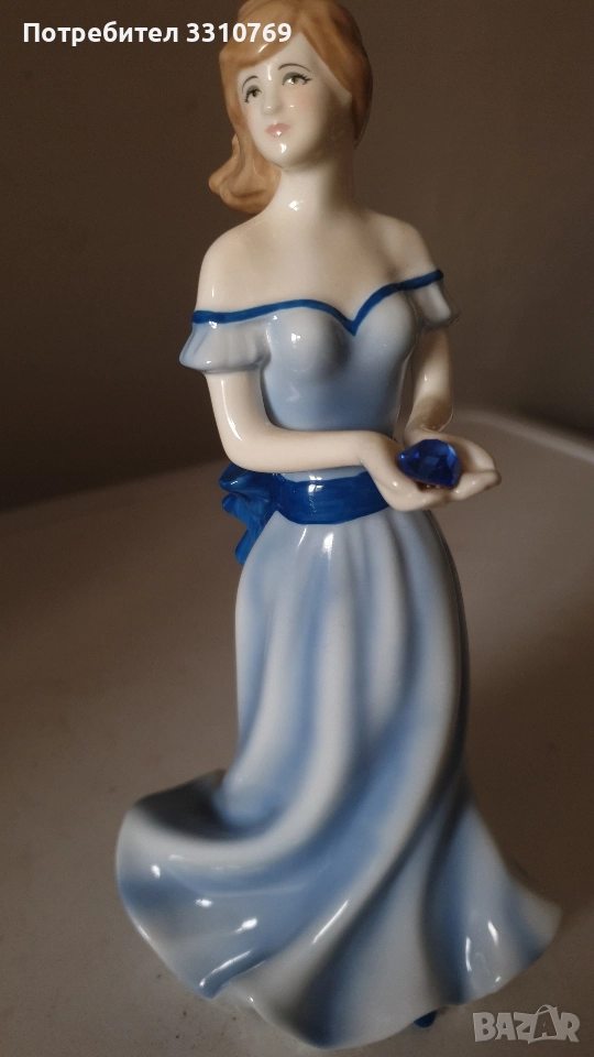 Красива порцеланова статуетка. , снимка 1