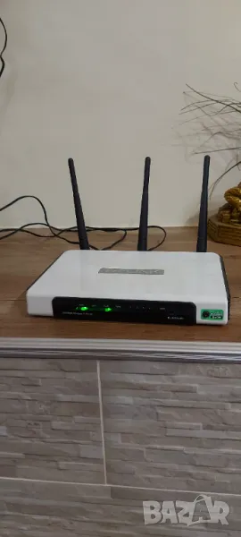 Wi-Fi Рутер 3 антени Tp-Link TL-WR940N 300Mbps, снимка 1