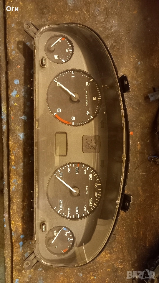 Километражно табло за Пежо 406 2.0 HDI 9639940380 / 110.008/882/069, снимка 1