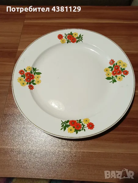 продавам голямо кръгло порцеланово плато, снимка 1