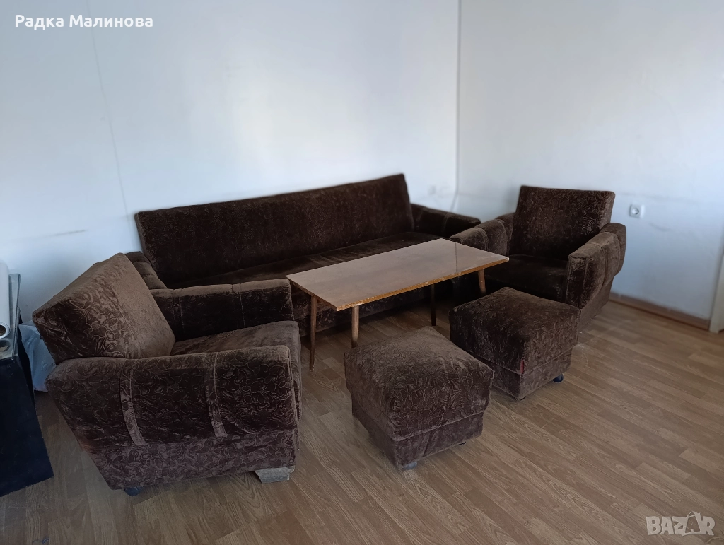 ПОДАРЯВАМ ХОЛОВА ГАРНИТУРА, ГАРДЕРОБЧЕ И ШКАФЧЕ, снимка 1