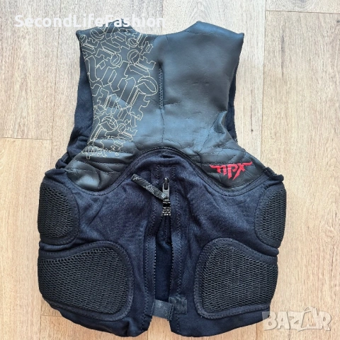 NPX предпазна Жилетка за водни спортове размер M черна, снимка 2 - Водни спортове - 53909248