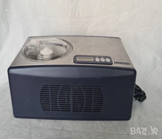 Машина за сладолед UNOLD работи перфектно в топ състояние 