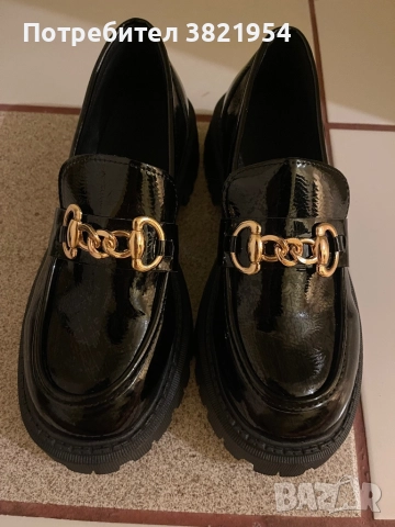 Дамски обувки с моден дизайн