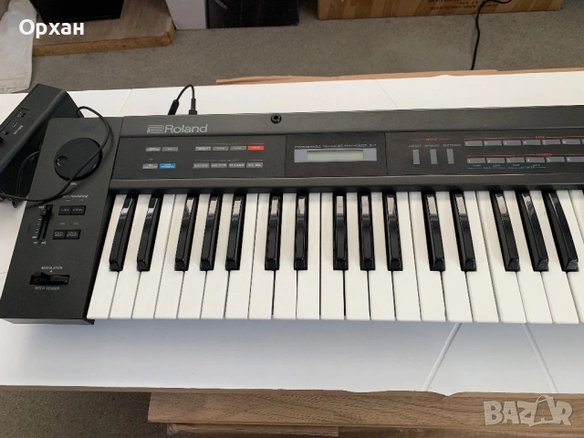 Roland Alpha Juno-2 – Легендарен аналогов синтезатор (JU-2), снимка 2 - Друга електроника - 53850819