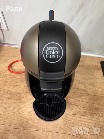 Кафемашина Dolce Gusto, снимка 2 - Кафемашини - 54122414