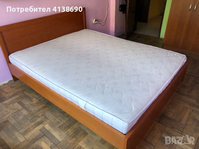 Легло с подматрачна рамка и матрак, снимка 1 - Спални и легла - 46321925