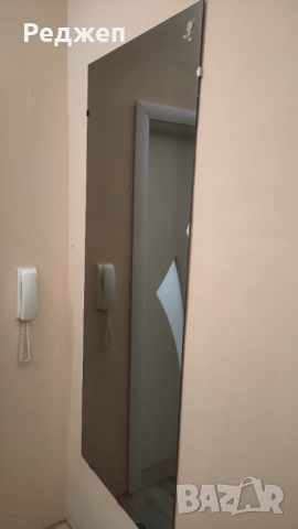 Огледало за стена