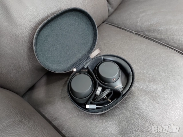 Sony WH-1000XM3, Wireless Noise Cancelling Слушалки, С Оригинален Калъф+Аксесоари, Отлично Състояние