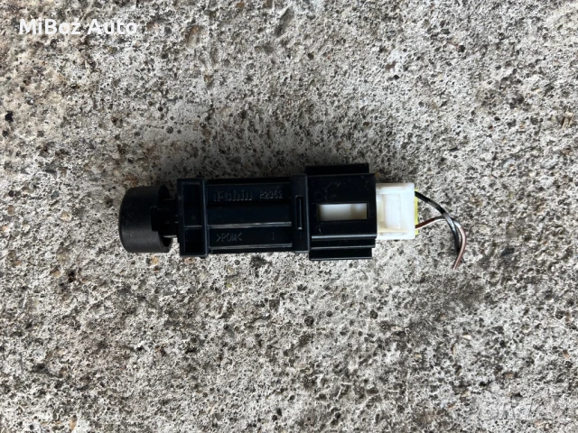 Копче info Мицубиши Аутлендър 2 Mitsubishi Outlander (2006-2012), снимка 2 - Части - 51100143