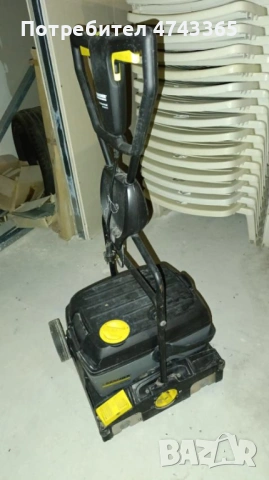 Продавам машина за почистване на твърд под KÄRCHER, снимка 3 - Други машини и части - 53558952