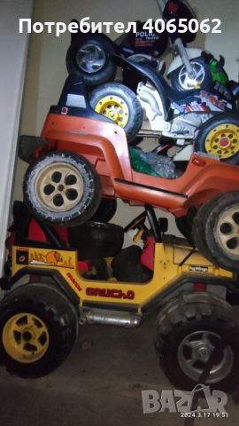 Peg perego, Акумулаторни детски колички, снимка 2 - Коли, камиони, мотори, писти - 45581013